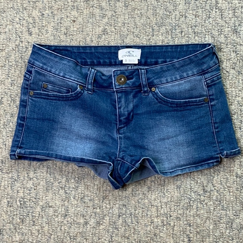 O’Neill size 5 stretch denim short shorts